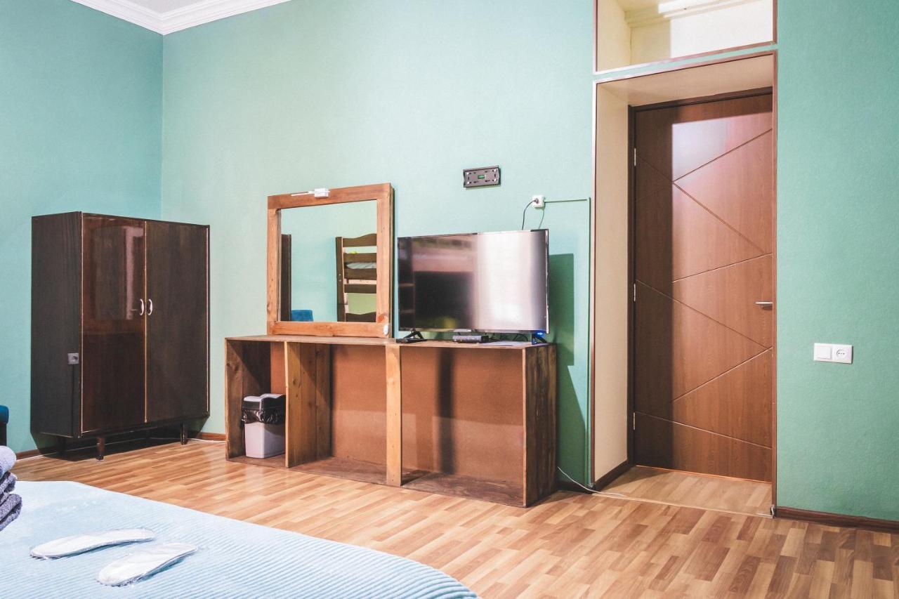 Guest House Big Family 트빌리시 외부 사진